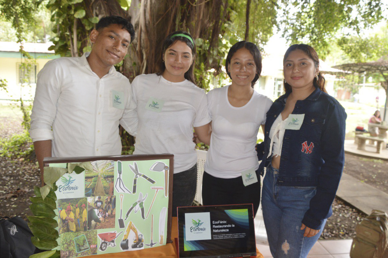 Estudiantes de Ingeniería Forestal presentaron sus ideas de Empresas Forestales