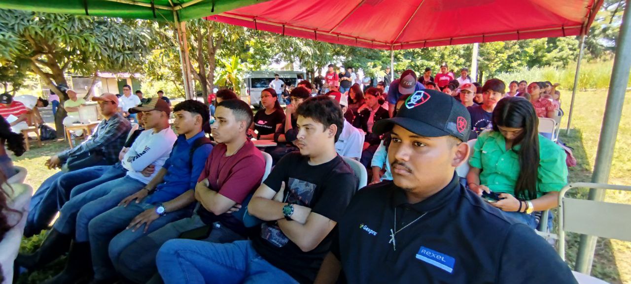 Participantes taller sobre “Ciclos de Reproducción del Guapote en Nicaragua”