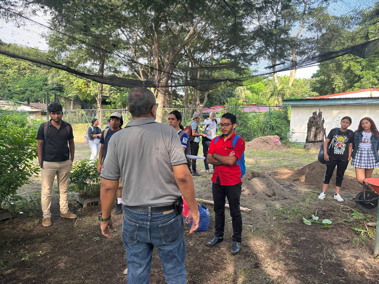 taller sobre “Manejo de plántulas en viveros forestales”