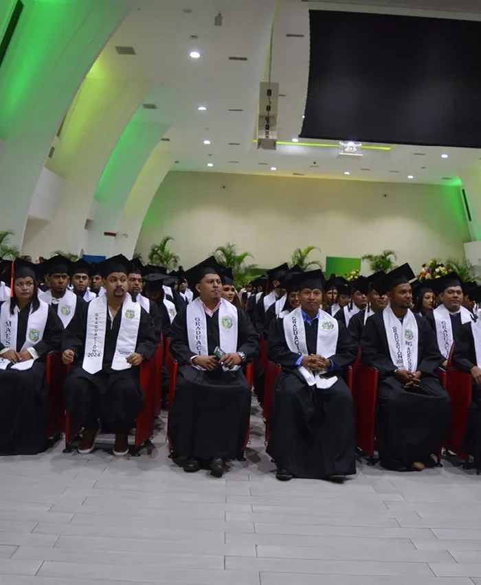 Graduación CCLXX de profesionales agropecuarios , UNA